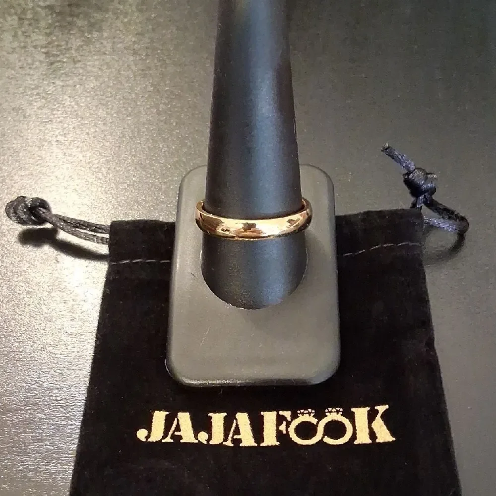 Jajafook Unisex 4mm Stainless Steel Gold‎ Tone Ring Size 11